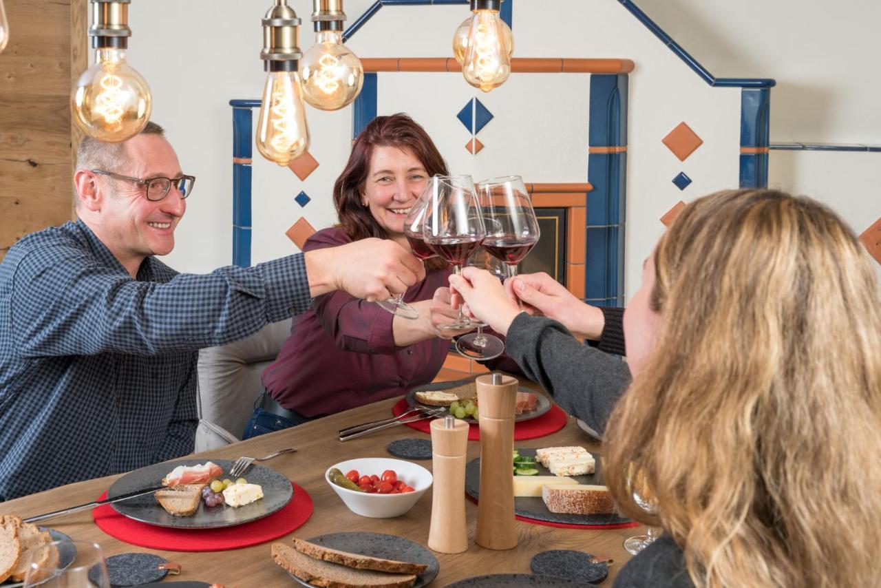 Chalet-Ferienwohnung Giebeltraum, 115 Qm, Wellness/Fitness/Sauna - Bergroedelhof Feilitzsch Eksteriør bilde