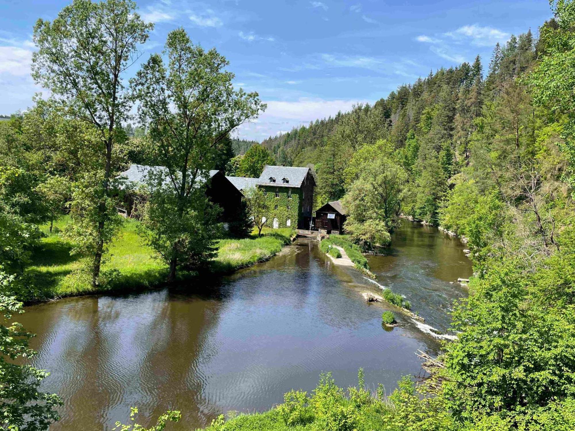 Chalet-Ferienwohnung Giebeltraum, 115 Qm, Wellness/Fitness/Sauna - Bergroedelhof Feilitzsch Eksteriør bilde